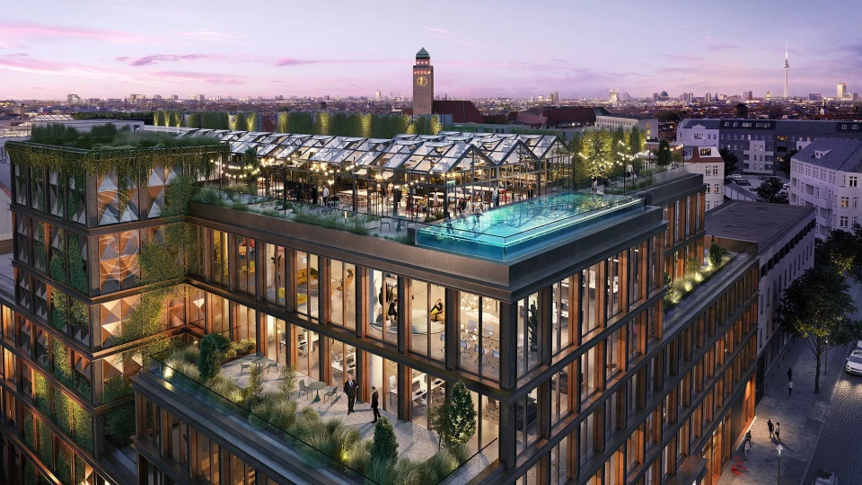 Modernes Rooftop-Restaurant mit Glas-Pavillons, begrünten Terrassen und Infinity-Pool, mit Blick auf die Stadt in der Abenddämmerung.